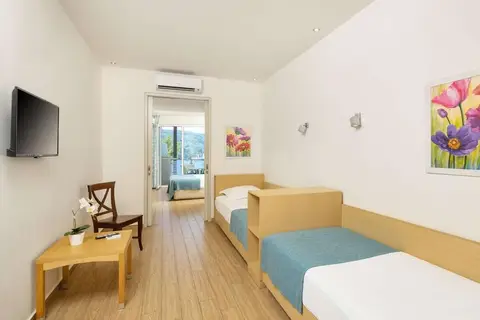 Akrotiri Beach Hotel in Palaiokastritsa, foto 3