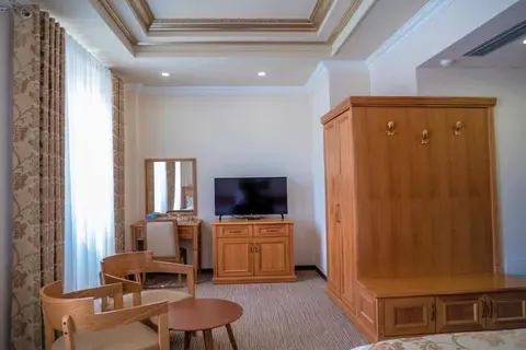 Hotel Boka in Tirana — foto 7