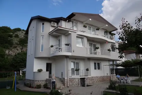 Basoski Apartments in Pestani — foto 25
