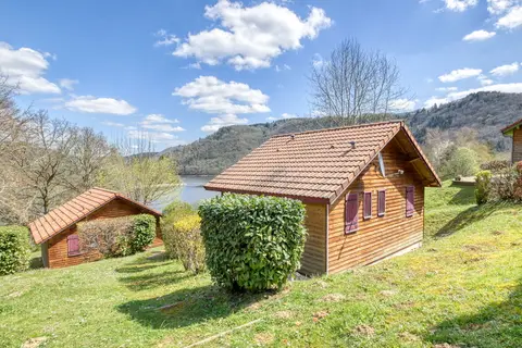 Vakantiepark Les Chalets De La Chazotte in Saint-Jacques-d'Ambur — foto 4