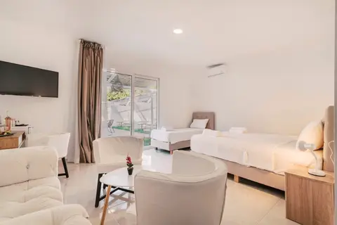 Bamboo Suites in Ιαλυσός — foto 16