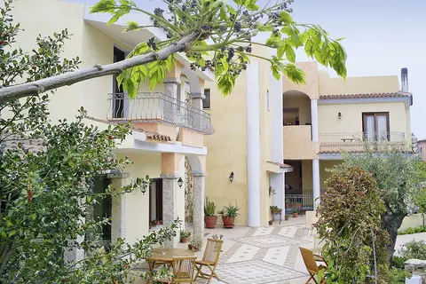 Bonsai Hotel in Santu Diadòru/San Teodoro — foto 14