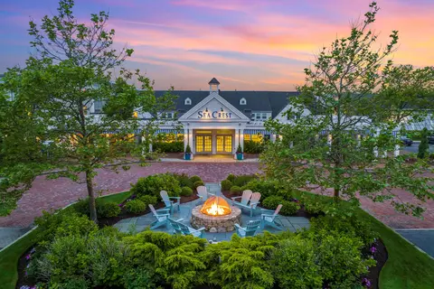 Sea Crest Beach Hotel in Falmouth — foto 17