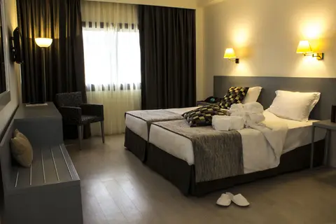 Hotel Black Tulip Porto in Vila Nova de Gaia — foto 22