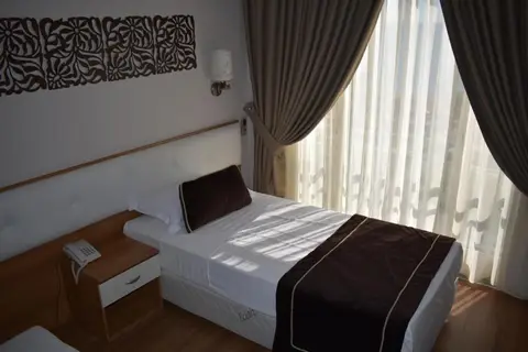 Hotel Arvi in Durres — foto 4