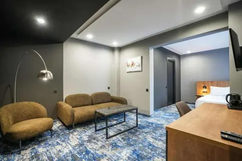 Hotel Splendid Tbilisi in Tbilisi — foto 18