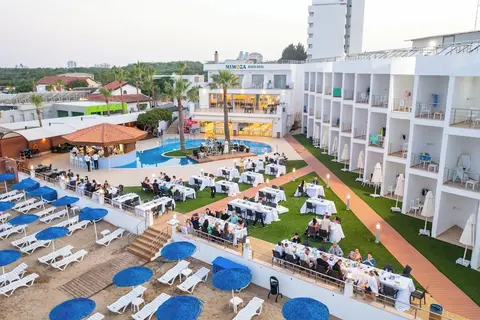 Mimoza Beach Hotel in Gazimağusa — foto 27
