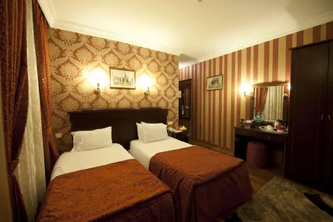 Golden Horn Sirkeci in İstanbul — foto 16