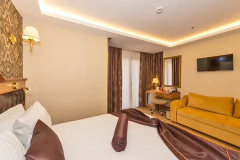 Aprilis Gold Hotel in Fatih — foto 11