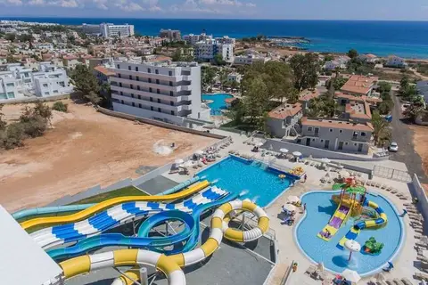 Narcissos Waterpark Resort in Παραλίμνι — foto 15