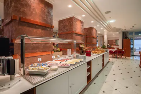 Aparthotel Tamaris in Tucepi — foto 20