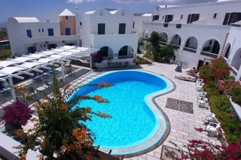 New Haroula in Φηρά Θήρας — foto 3