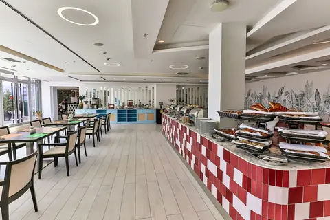 Hotel TQ Plaza in Budva — foto 14