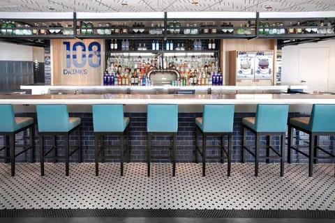 The STRAT Hotel, Casino & Tower in Las Vegas — foto 19