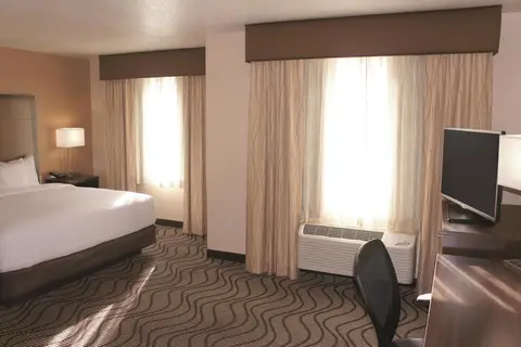 La Quinta Inn & Suites by Wyndham Las Vegas Red Rock in Las Vegas, foto 25