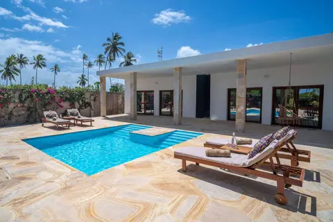 White Paradise Boutique Resort in Pongwe — foto 27