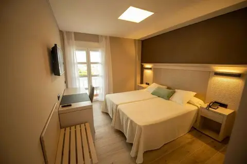 Diufain Hotel in Conil de la Frontera — foto 4