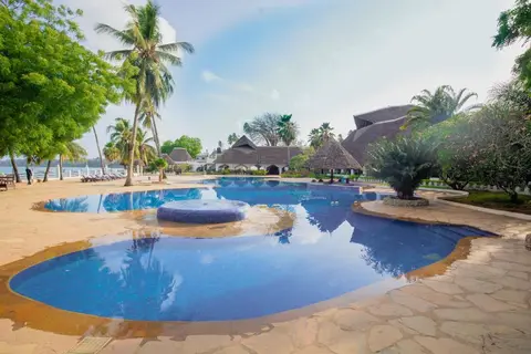 Zanzibar Beach Resort in Mkunazini — foto 5
