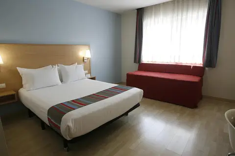 Travelodge Madrid Torrelaguna in Madrid — foto 11