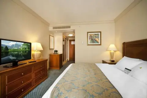 Courtyard by Marriott Tbilisi in Tbilisi — foto 2