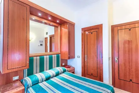 RH Hotel Lux in Rome, foto 3