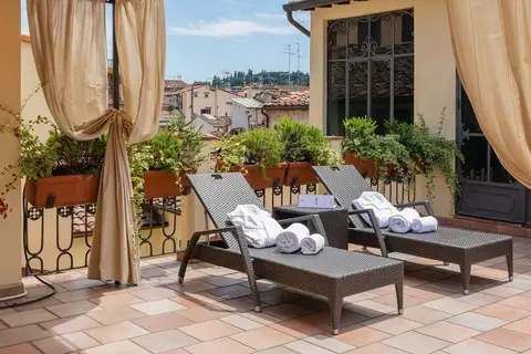 Bernini Palace in Florence, foto 9