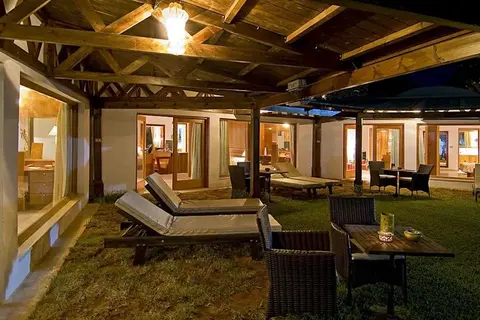The Orangers Beach Resort & Bungalows in Kids Pool — foto 15