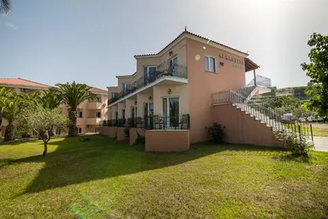 Aphrodite Hotel in Μόλυβος — foto 21