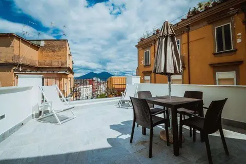 Palazzo Settembrini 49 in Napels, foto 9