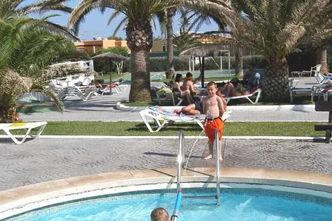 Globales Los Delfines Hotel in Ciutadella — foto 2