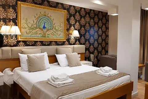 Queen Hotel Tirana in Tirana — foto 17