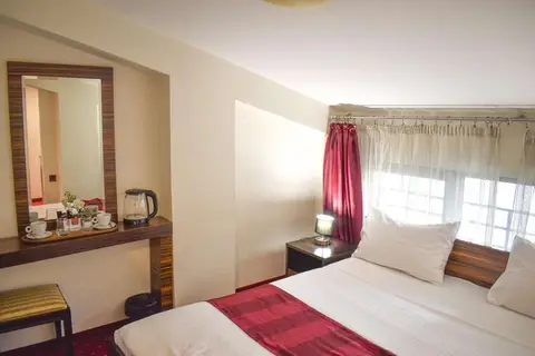 Hotel Hamburg in Општина Чаир — foto 7