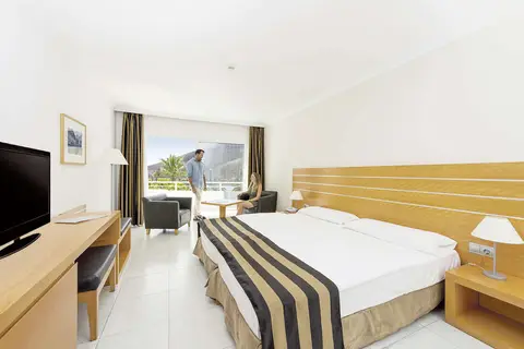 Allsun Hotel Esquinzo Beach in Pájara — foto 3