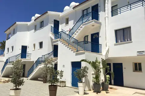 Vrachia Beach Hotel & Suites in Kissonerga — foto 18