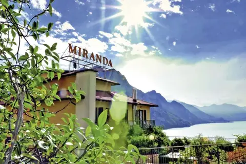 Hotel Miranda in Riva di Solto, foto 14