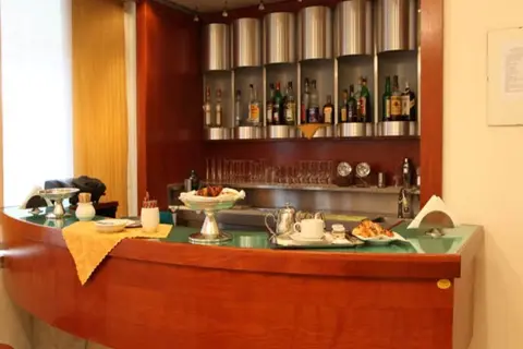 Hotel Lux in Alessandria — foto 4