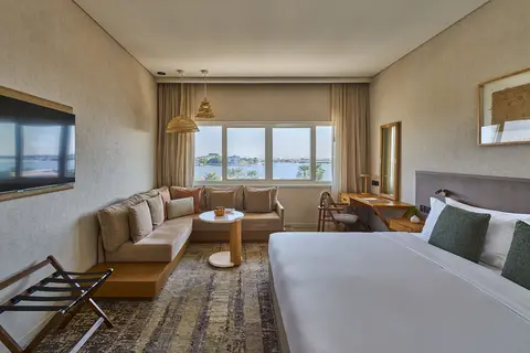 Erth Abu Dhabi in Abu Dhabi — foto 22