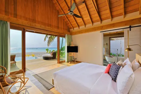 Emerald Faarufushi Resort & Spa in Rah Gili Maldives — foto 9