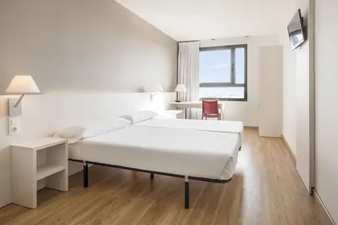 Hotel ILUNION Valencia 3 in Valencia — foto 7