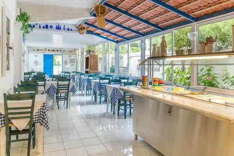 Nathalie Hotel in Ιαλυσός — foto 13