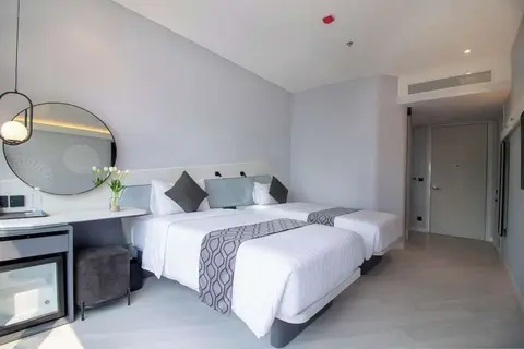Queensland Hotel Bangkok in Bangkok — foto 3