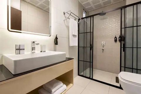 Operla Airport Hotels, Trademark Collection by Wyndham in İstanbul — foto 17