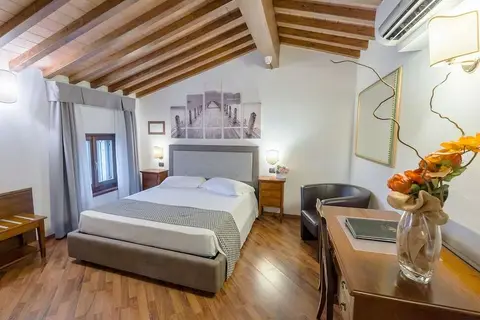 Hotel Villa Cariola in Caprino Veronese, foto 9
