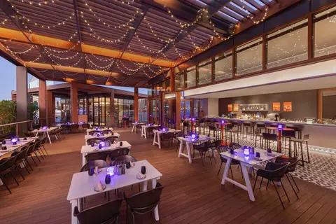Canopy by Hilton Dubai Al Seef in Dubai — foto 13