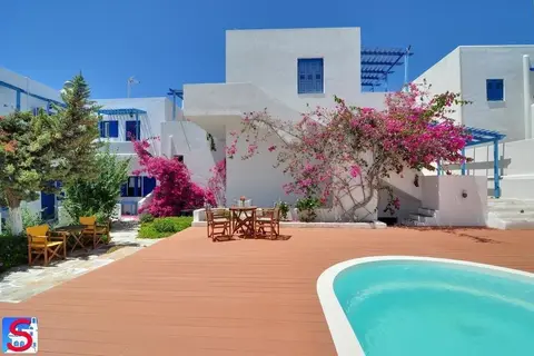 Soultana Rooms & Apartments in Πολλώνια — foto 16