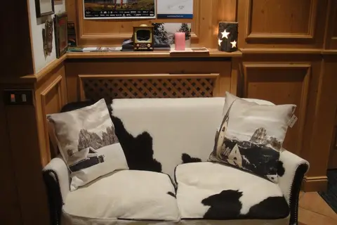 Hotel Garni Toni in Kastelruth - Castelrotto — foto 11