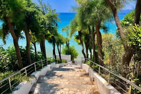 Hotel White Olive Premium Lindos in Πεύκοι