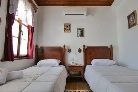 Hotel Bineri in Gjirokastra — foto 15