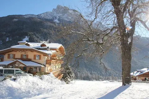 Hotel Al Piccolo in San Giovanni di Fassa — foto 4
