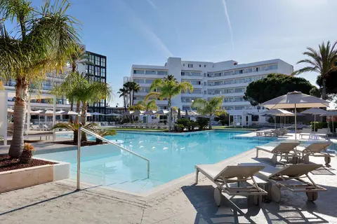 Hotel AluaSoul Ibiza - adults only in Santa Eulària des Riu